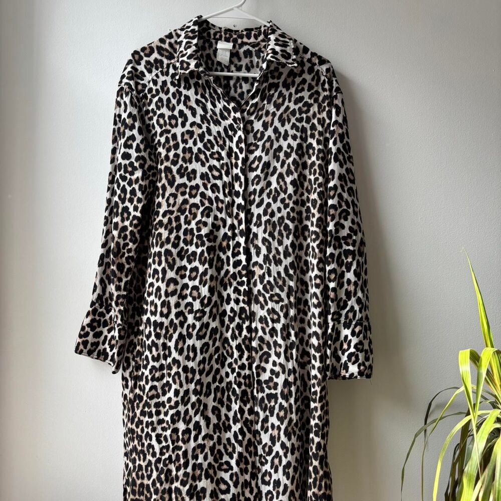 H&M Leopard print long sleeve dress / Cover-Up